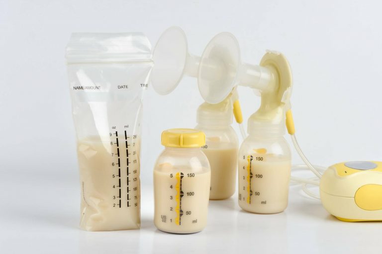 Máy hút sữa có những ưu nhược điểm gì?