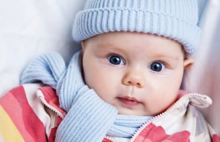 10 điều mẹ cần biết khi chăm sóc bé vào mùa đông