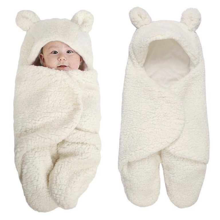 Danh sách đồ sơ sinh mùa đông cho bé đầy đủ nhất
