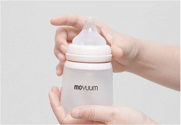 Bí quyết an toàn: Cách tiệt trùng bình sữa Moyuum silicon tại nhà