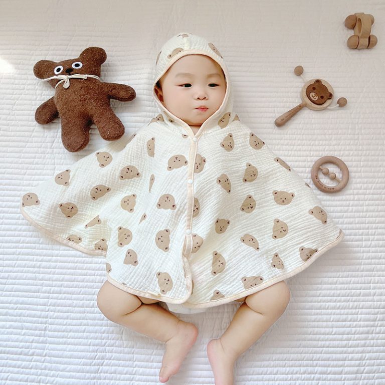 Cách mặc quần áo mùa hè cho bé sơ sinh và những điều mẹ cần lưu ý